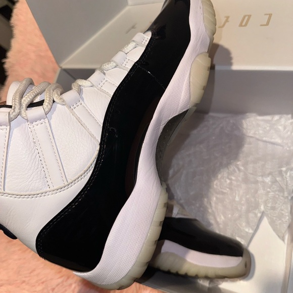 Gratitude 11s - Picture 1 of 3